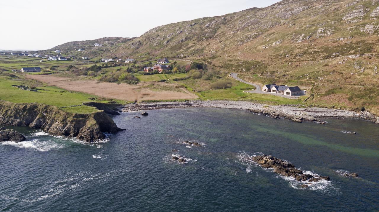 Dolphin Beach House Hotel Clifden Exterior foto